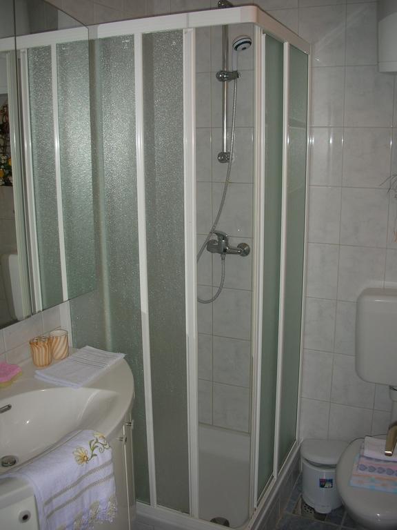 Apartments Peace&Love Baška Chambre photo